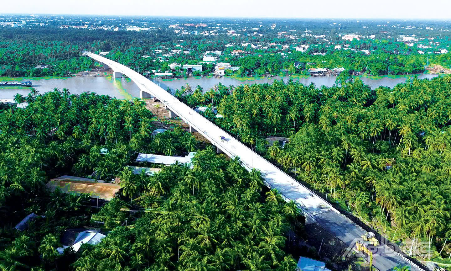 ដោយសារការយកចិត្តទុកដាក់លើការអនុវត្តការវិនិយោគសាធារណៈឱ្យបានល្អ គម្រោង និងការងារជាច្រើនត្រូវបានបណ្តាក់ទុនចូលរួមចំណែកក្នុងការអភិវឌ្ឍន៍សេដ្ឋកិច្ចសង្គមក្នុងស្រុក។