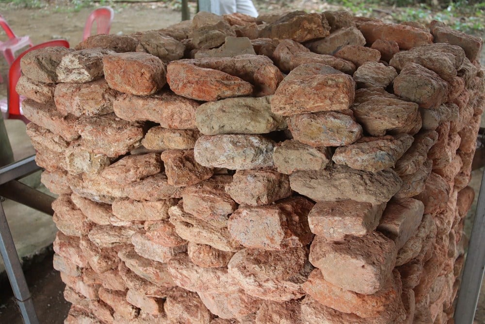 Lộ dấu tích kiến trúc... mới lạ - ảnh 2