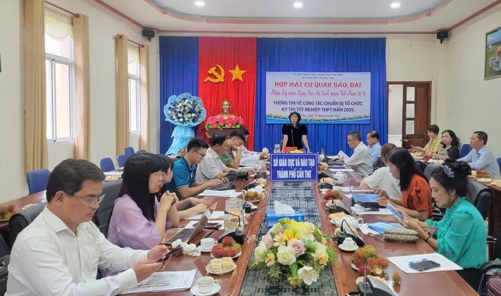 Cần Thơ, số thí sinh đăng ký dự thi kỳ thi tốt nghiệp THPT tăng gần 900 em - Ảnh 1.