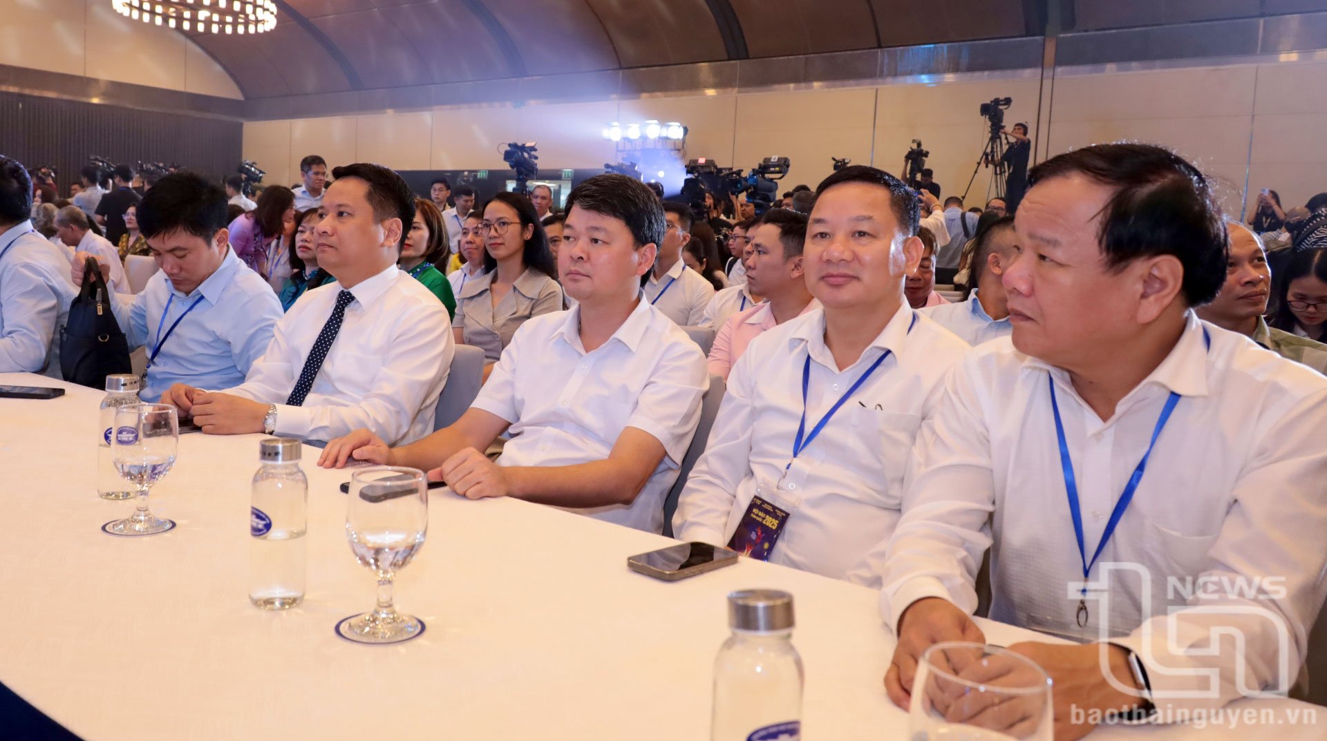 Các đại biểu dự Hội báo toàn quốc.