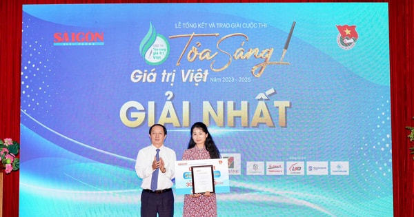 Sai Gon Giai Phong Newspaper awarded 32 works winning the 2023-2025 Shining Vietnamese Values ​​Contest