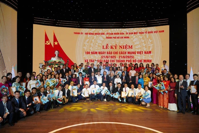 Đội ngũ làm báo TP HCM nỗ lực trở thành người truyền cảm hứng, sứ giả niềm tin trong xã hội - Ảnh 1.
