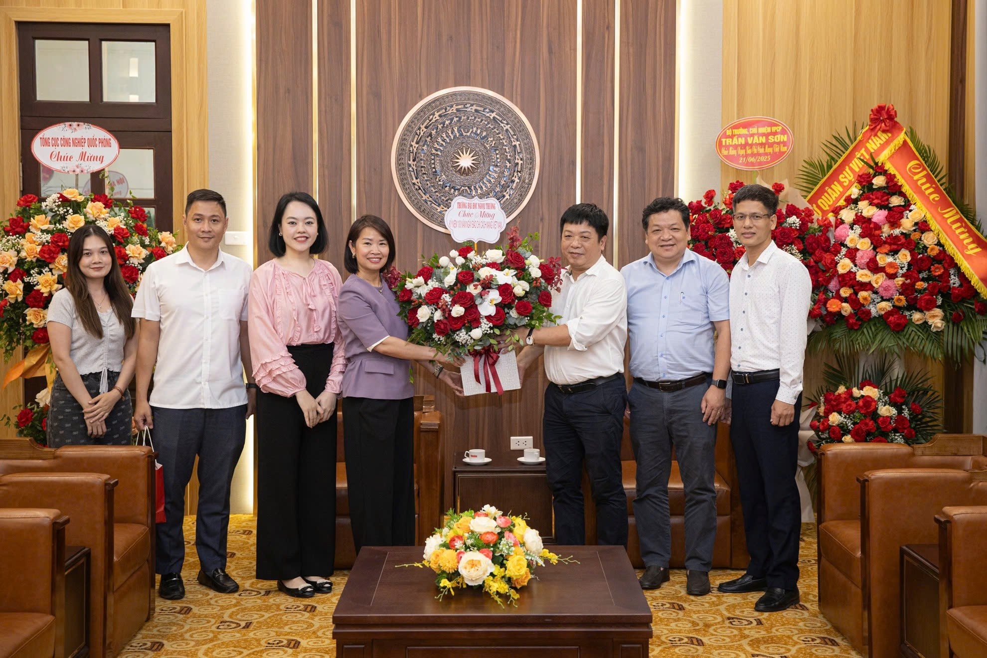 dai-hoc-ngoai-thuong.jpg