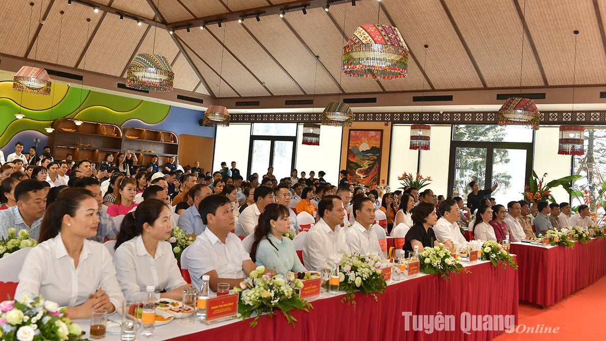 Launching of Tan Trao Destination Center