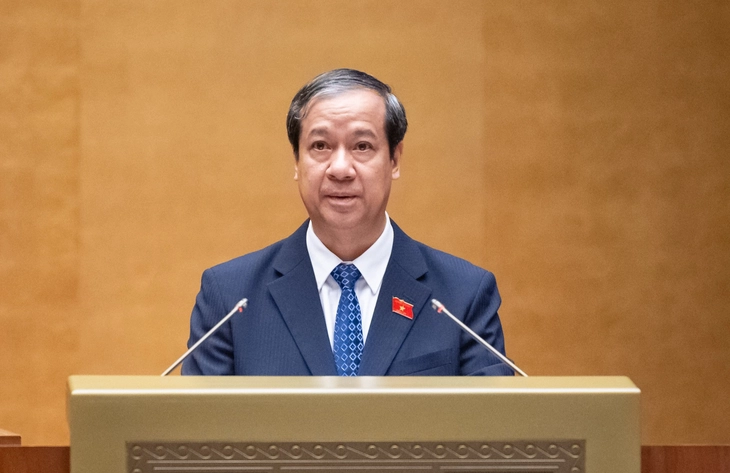 Đại biểu nói thông tư dạy thêm - học thêm chưa hiệu quả, Bộ trưởng nói việc đánh giá hơi sớm - Ảnh 1.