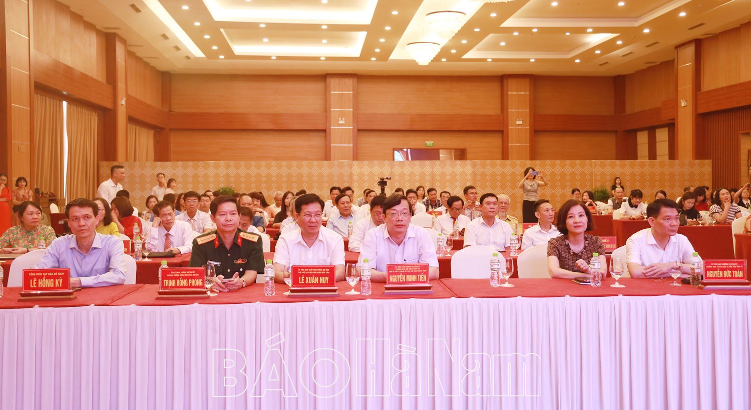 Kỷ niệm 100 năm Ngày Báo chí Cách mạng Việt Nam và biểu dương người làm báo tiêu biểu tỉnh Hà Nam