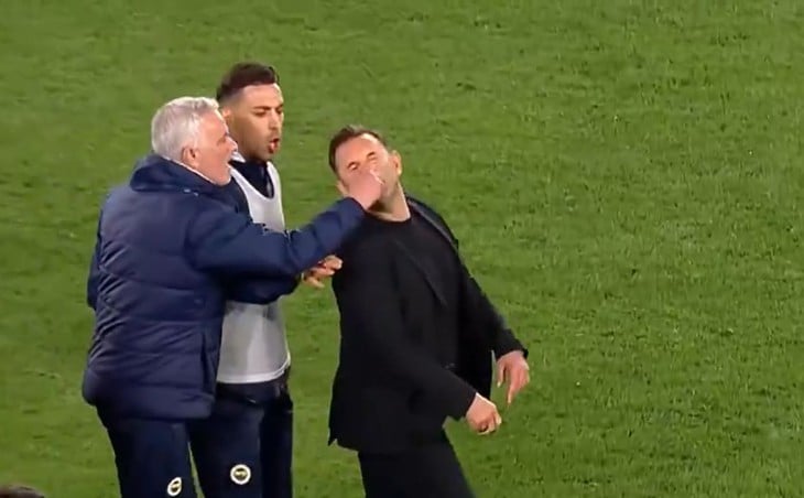 Mourinho - Photo 2.