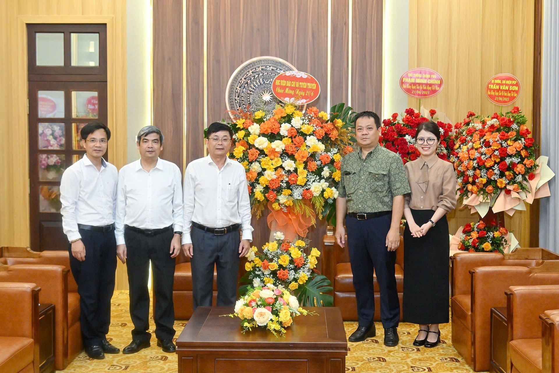 hoc-vien-bao-chi.jpg