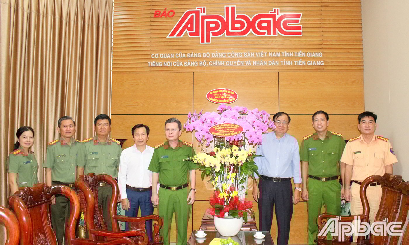 ក