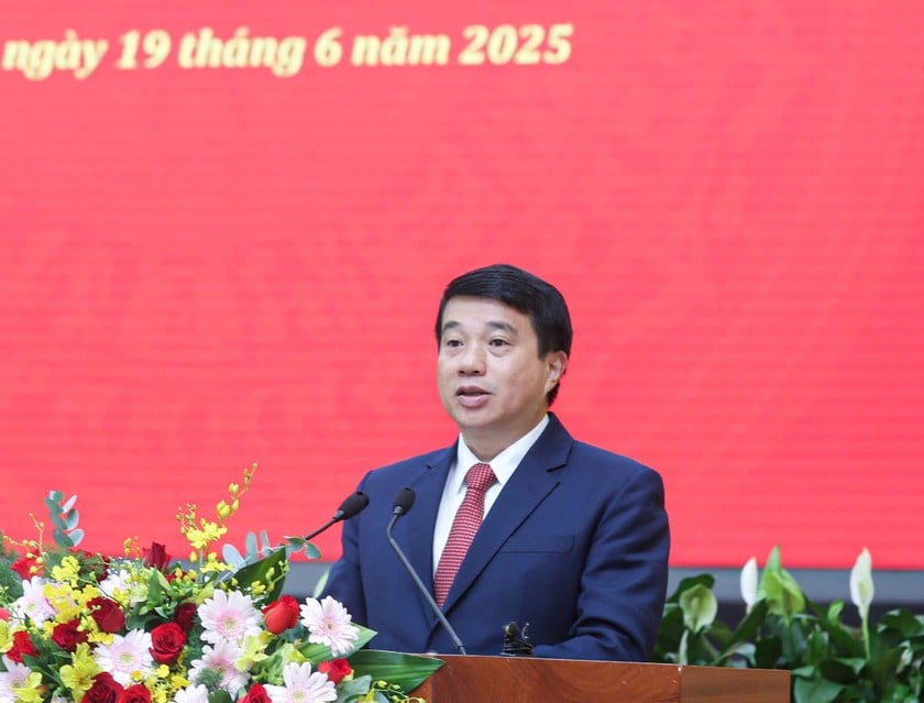 Ông Y Thanh Hà Niê Kđăm – Ủy viên Trung ương Đảng, Bí thư Tỉnh ủy Lâm Đồng ghi nhận đóng góp của báo chí đối với sự phát triển tỉnh nhà.