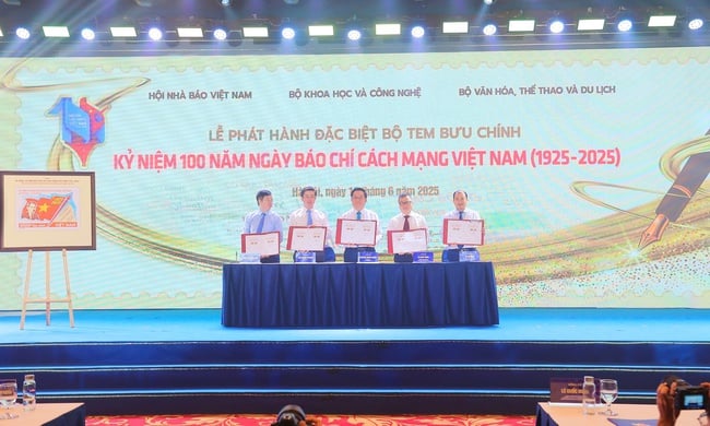 Phát hành bộ tem Kỷ niệm 100 năm Ngày Báo chí Cách mạng Việt Nam  - Ảnh 2.