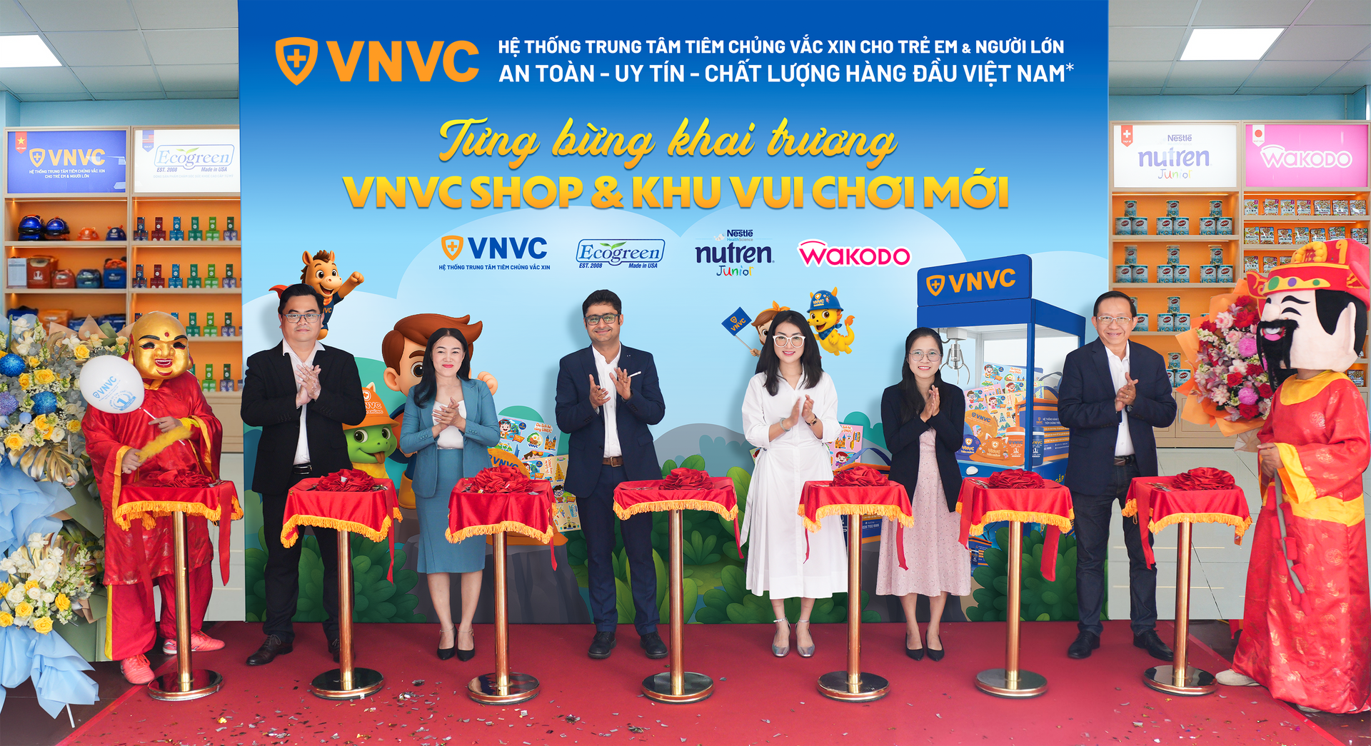 ស្តង់ងាយស្រួលដែលមានទីតាំងនៅក្នុងមជ្ឈមណ្ឌលចាក់ថ្នាំ ដែលជាការផ្លាស់ប្តូរថ្មី និងទាន់ពេលវេលាដោយ 