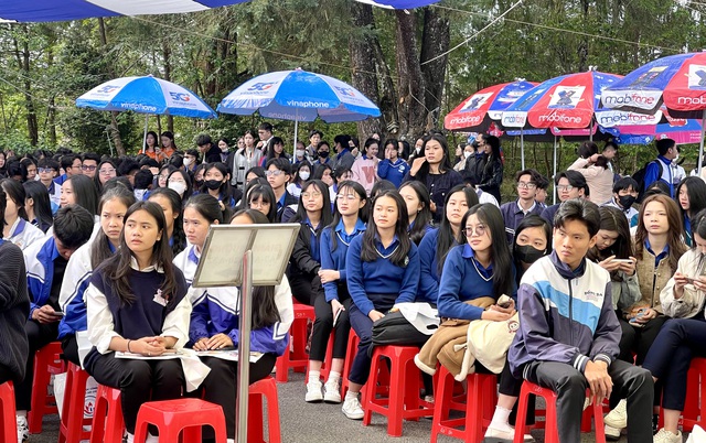  Tuyển sinh 2025: Trường ĐH mở thêm nhiều ngành học mới và bổ sung nhiều tổ hợp  - Ảnh 1.