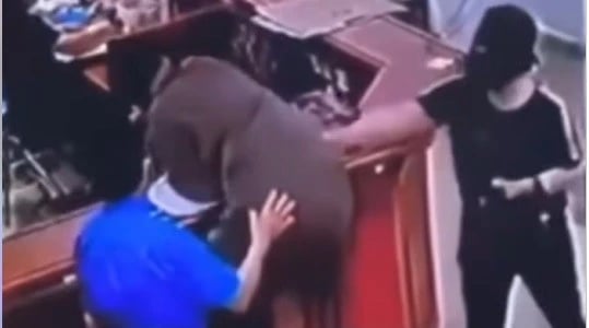 طلب إجراء تحقيق لتوضيح الاعتداء على الطاقم الطبي في نغي آن -0