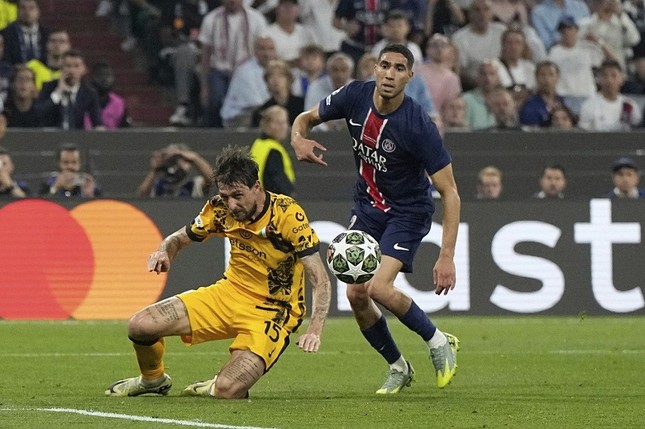Chỉ... 1 CĐV đón Inter về nước sau thảm bại ở chung kết Champions League ảnh 2