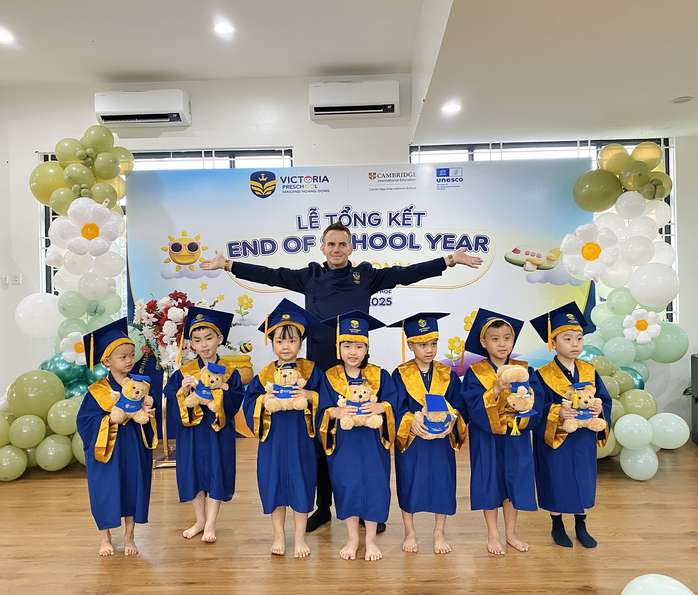 Lễ tổng kết năm học 2024-2025 của Victoria School: Ngày hội “hạnh phúc” từ 17 cơ sở giáo dục- Ảnh 6.