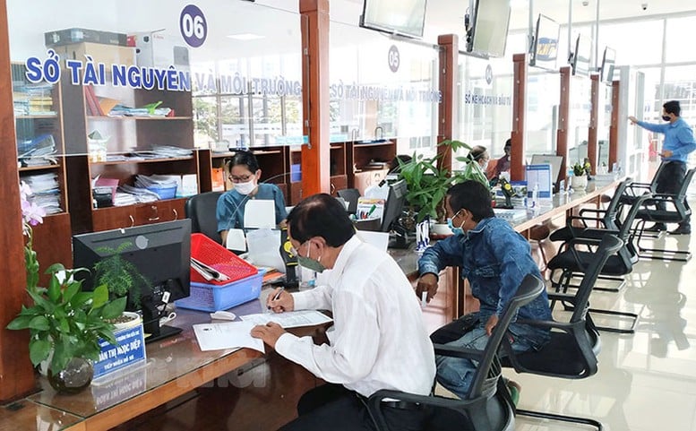 Rà soát tổng thể và sắp xếp, bố trí lại trụ sở, cơ sở vật chất sau sắp xếp, tổ chức bộ máy, đơn vị hành chính các cấp; không để thất thoát, lãng phí, bảo đảm phù hợp với yêu cầu thực tiễn