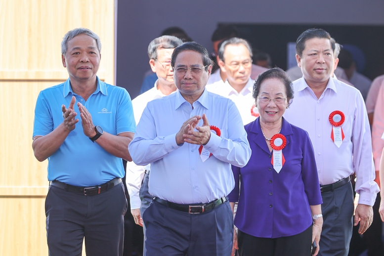Prime Minister Pham Minh Chinh attends the groundbreaking ceremony of CMC Creative Space Complex - Photo 1.