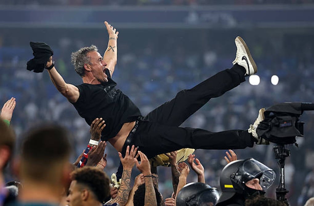 Nhà vô địch PSG thống trị các giải thưởng ở Champions League 2024-25 - 1
