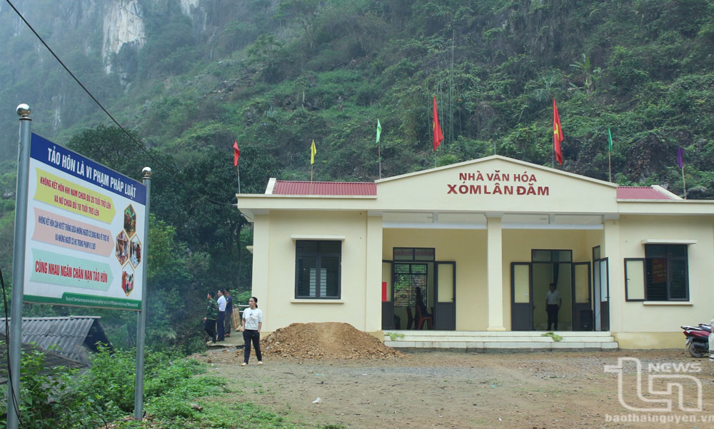 Xóm Lân Đăm, xã Quang Sơn, Đồng Hỷ, đã có nhà văn hóa khang trang nhờ huy động sức dân và sự hỗ trợ của Nhà nước.