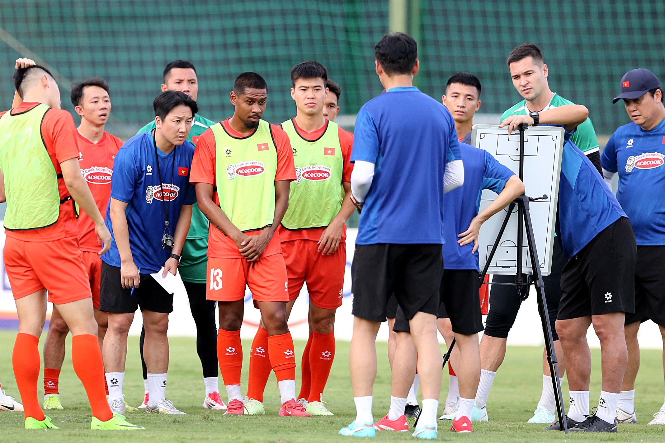 Vietnamesisches Team 9