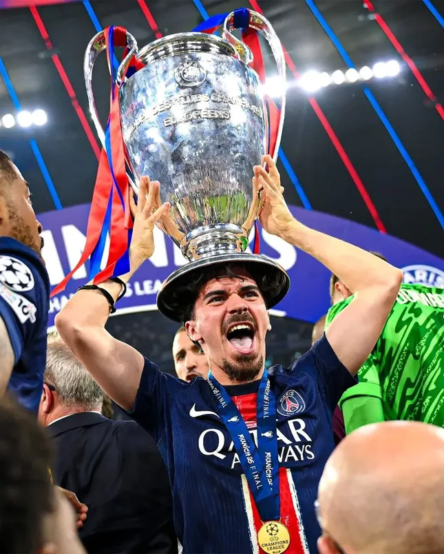 Bây giờ, Messi nợ Vitinha một lời xin lỗi ảnh 4