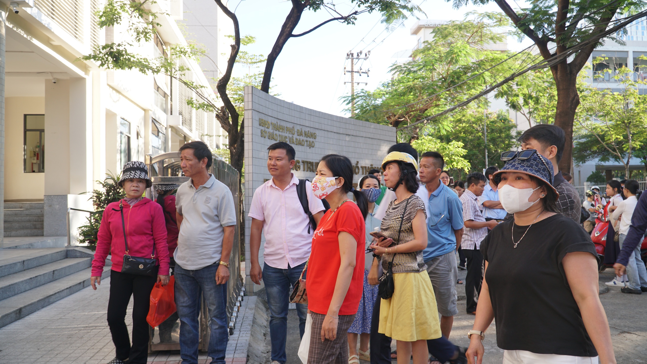 Đà Nẵng: Gần 12.000 học sinh bước vào kỳ thi tuyển sinh lớp 10- Ảnh 4.