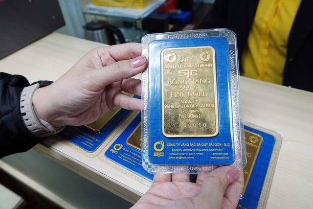 Giá vàng hôm nay 2.6.2025: Tăng vọt- Ảnh 1.