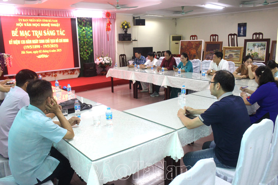 Hội Văn học Nghệ thuật tỉnh bế mạc trại sáng tác chuyên sâu 