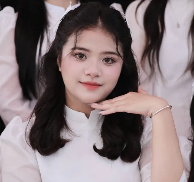 Xúc động với lời tri ân 'người thầy chạm đến trái tim học sinh bằng sự tử tế và lòng bao dung' ảnh 1