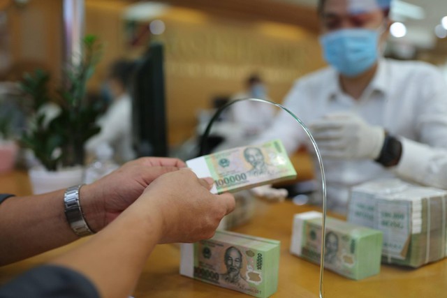'Ông lớn' xăng dầu, cao su... mạnh tay chia cổ tức - Ảnh 1.