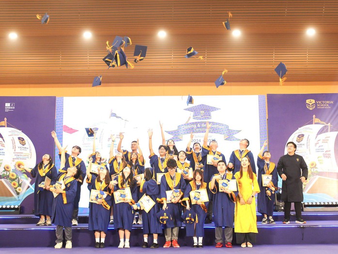 Lễ tổng kết năm học 2024-2025 của Victoria School: Ngày hội “hạnh phúc” từ 17 cơ sở giáo dục- Ảnh 13.