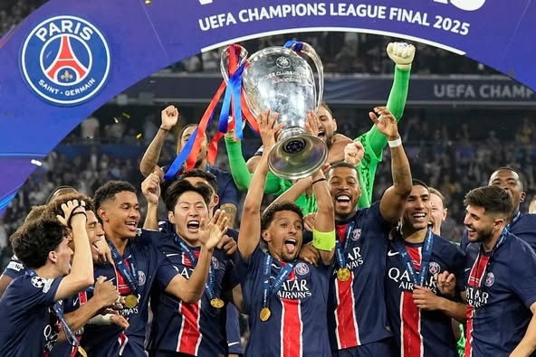 PSG vô địch Champions League: Nghịch lý Mbappe và đội bóng kỳ lạ - 1