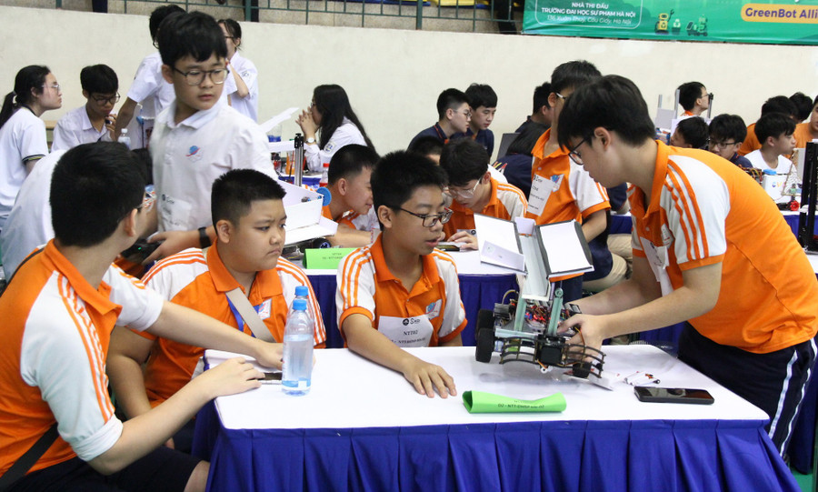 Tổng số đội thi đấu tham gia vòng loại là 44 đội, được chia thành 22 liên minh.