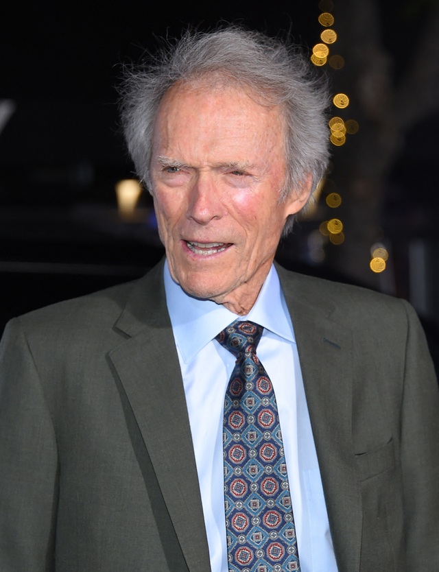 Huyền thoại Clint Eastwood tiết lộ lý do chưa nghỉ hưu ở tuổi 95- Ảnh 2.