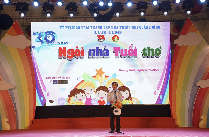 Đồng chí Hoàng Xuân Tân, Phó Chủ tịch UBND tỉnh phát biểu tại lễ kỷ niệm.