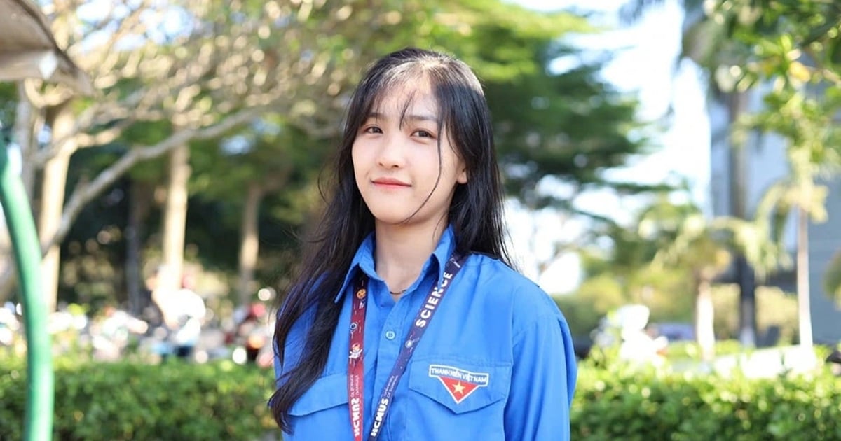 Điểm sàn trường top giảm sâu tới 7 điểm, dự báo điểm chuẩn ra sao?