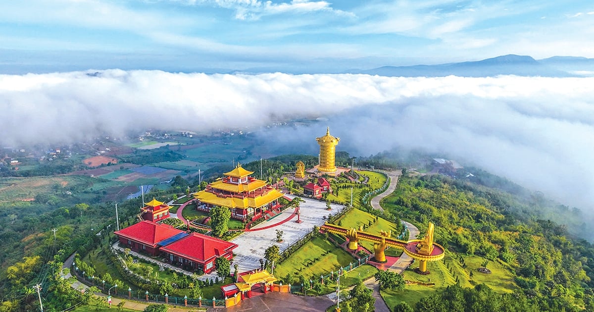 Điểm đến mùa hè gắn kết gia đình, trải nghiệm văn hóa tâm linh và thiên nhiên