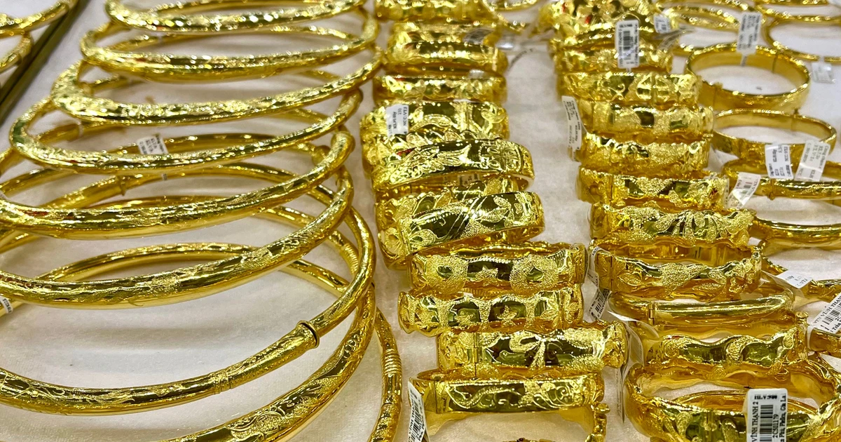 Le 20 juin, les lingots d'or valaient encore 119,4 millions de VND/tael.