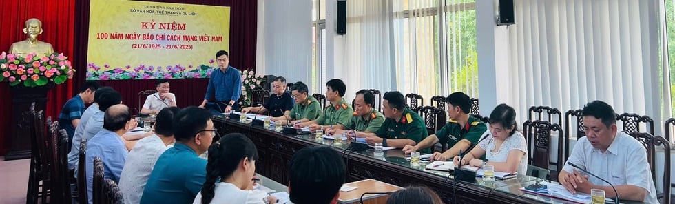 Kịch bản đặc biệt ngày Nam Định nhận cúp vô địch V-League: Sân Thiên Trường mở hội- Ảnh 1.