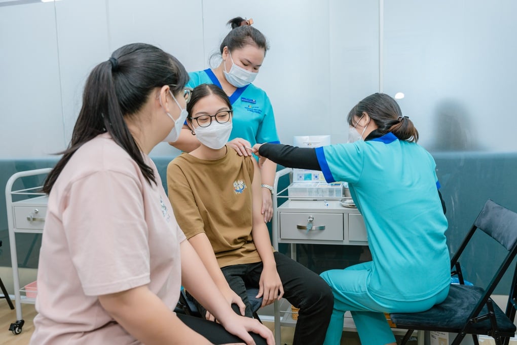 Tiêm vaccine HPV 9-14 tuổi: Hành động nhỏ hôm nay, lá chắn cho tương lai - 1