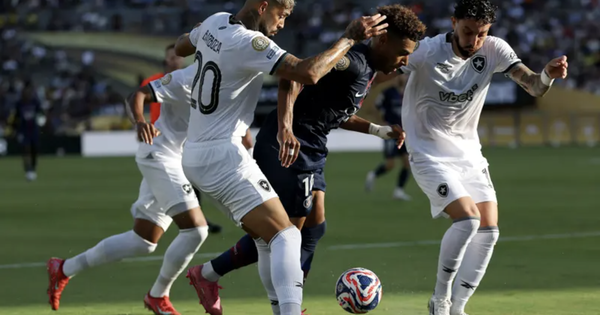 រញ្ជួយដី FIFA Club World Cup៖ Botafogo ទម្លាក់ម្ចាស់ជើងឯកអឺរ៉ុប Paris Saint-Germain