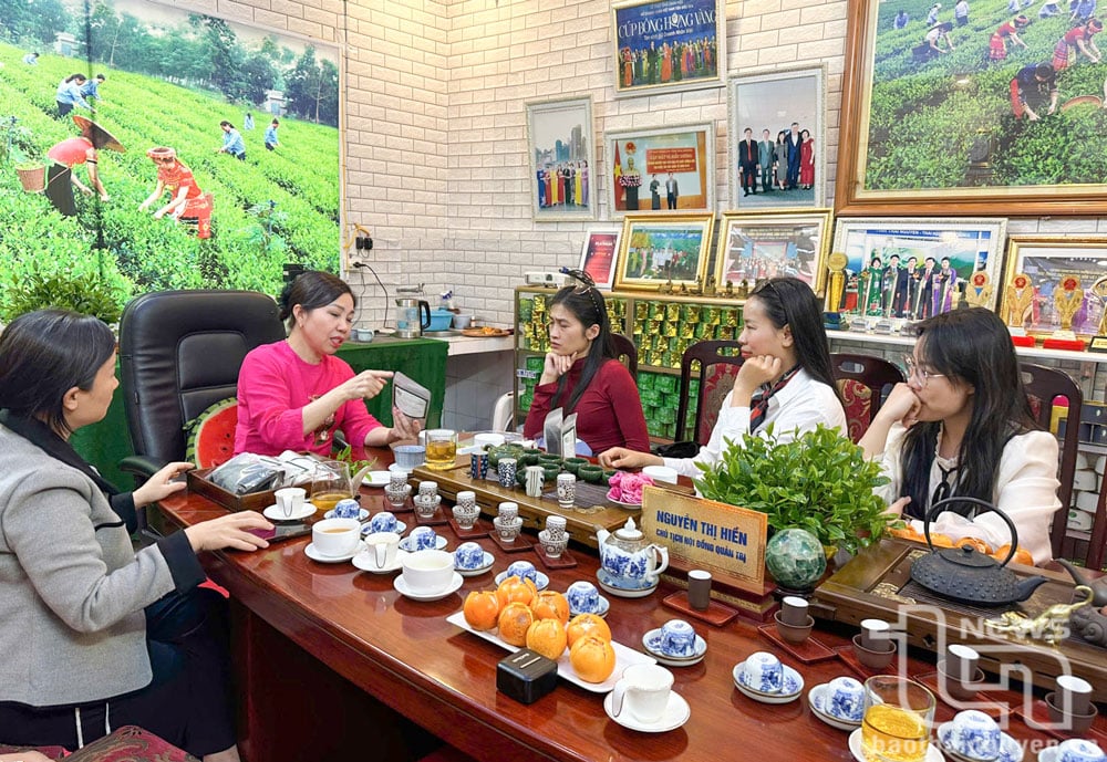 ក្រុមហ៊ុន Ha Thai Tea Joint Stock Company គឺជាសហគ្រាសឈានមុខគេមួយក្នុងការលើកកំពស់គុណភាពផលិតផលតែ នាំតែ Thai Nguyen ទៅកាន់ពិភពលោក។