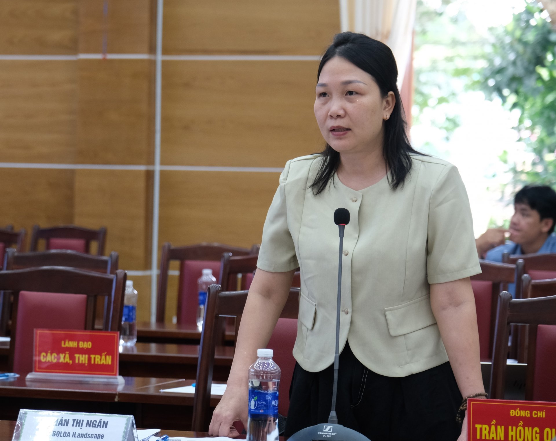 Bà Hán Thị Ngân - Phó giám đốc Ban Quản lý Dự án iLandscape Bộ Nông nghiệp và Môi trường phát biểu tại Hội nghị