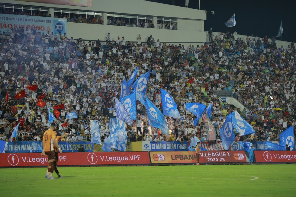Kịch bản đặc biệt ngày Nam Định nhận cúp vô địch V-League: Sân Thiên Trường mở hội- Ảnh 2.
