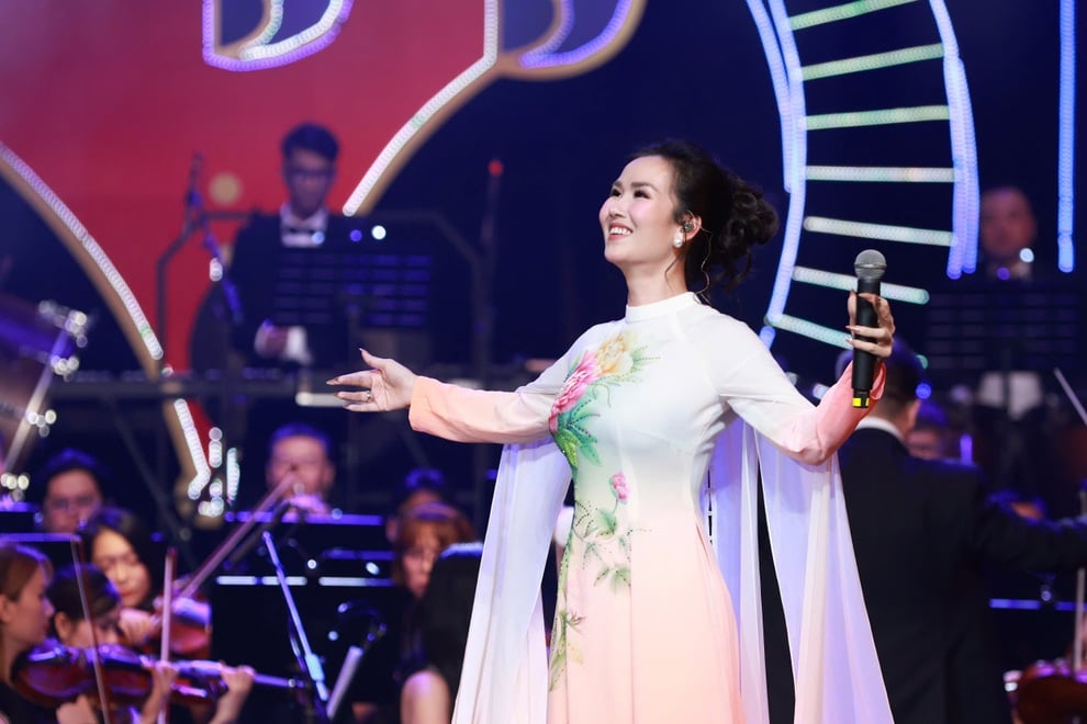 NSƯT Đăng Dương, Võ Hạ Trâm thăng hoa trong đêm nghệ thuật 100 năm báo chí - 3