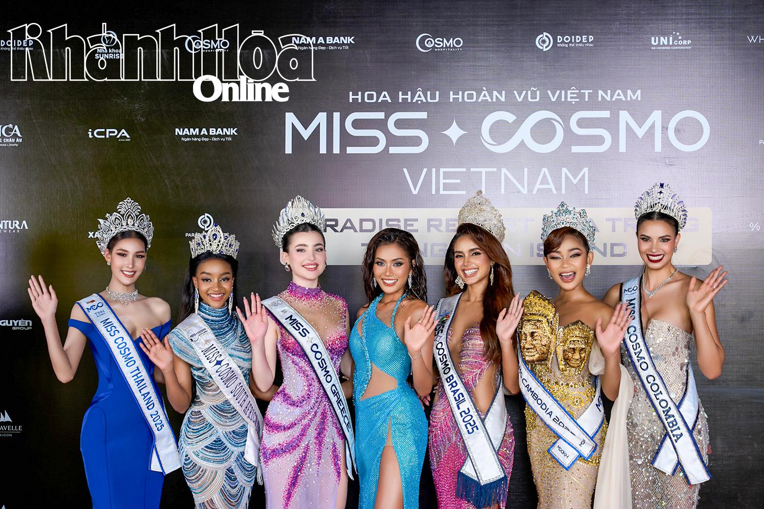 Dàn Miss Cosmo các nước có mặt tại TP. Nha Trang.