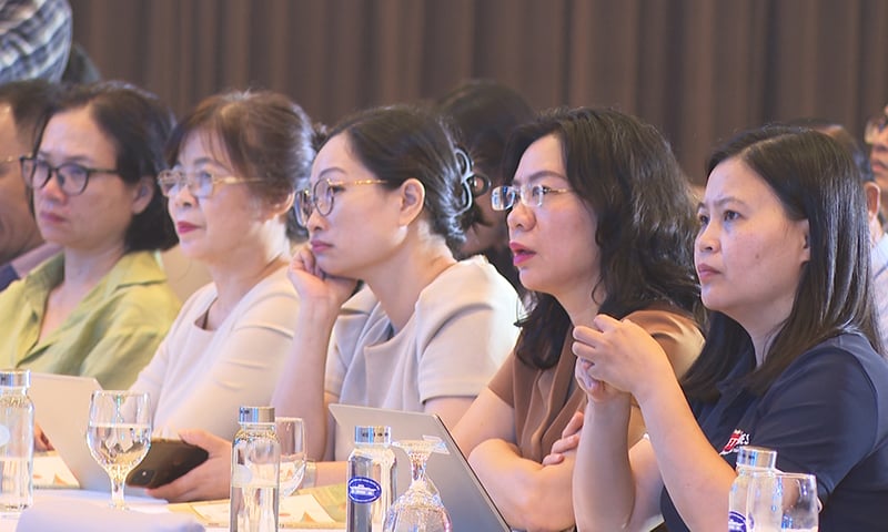 Các đại biểu tham dự sự kiện.