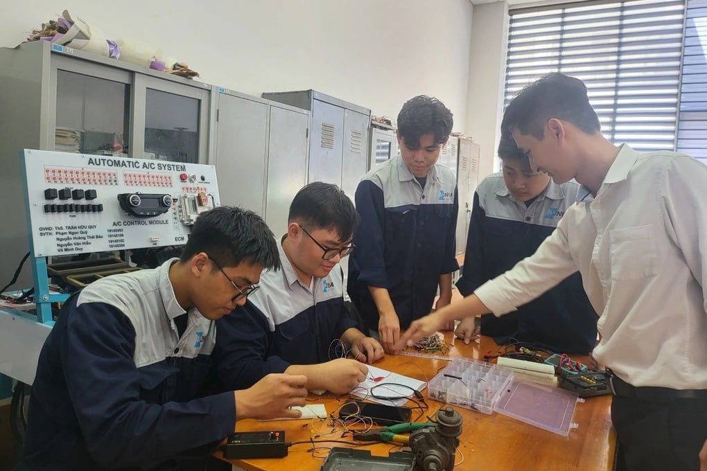 Đề xuất hỗ trợ 3,6 triệu/tháng cho sinh viên hàng chục ngành hot - 4