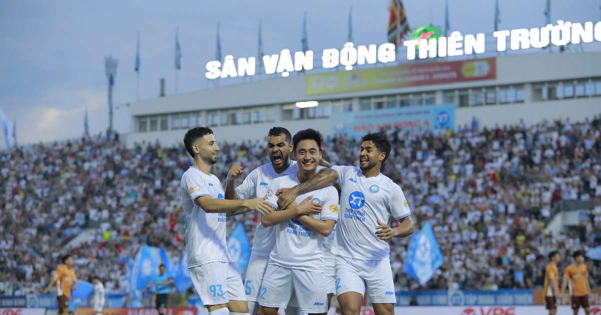 Kịch bản đặc biệt ngày Nam Định nhận cúp vô địch V-League: Sân Thiên Trường mở hội